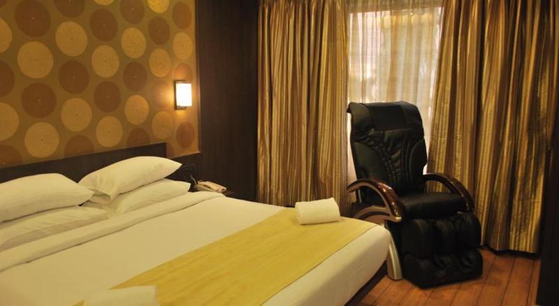 Hotel Silver Inn Мумбаи Экстерьер фото